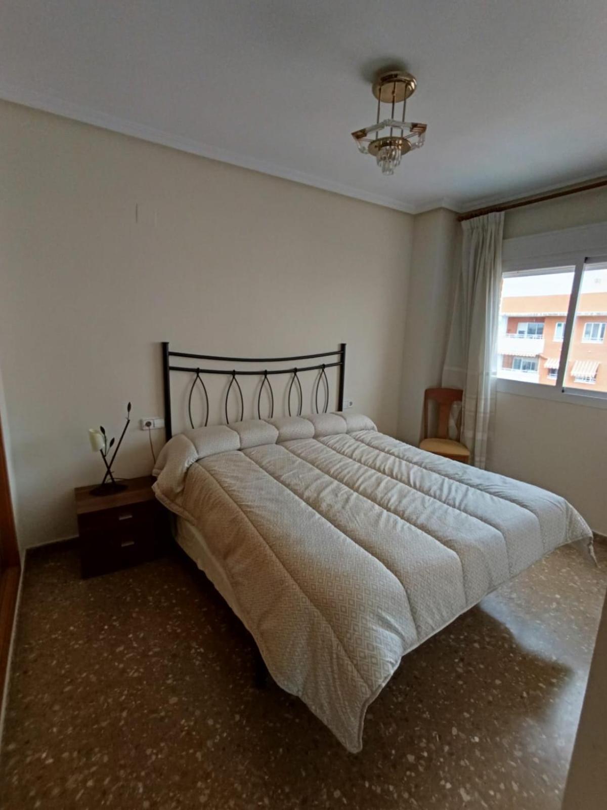 Apartamento Аликанте Екстериор снимка