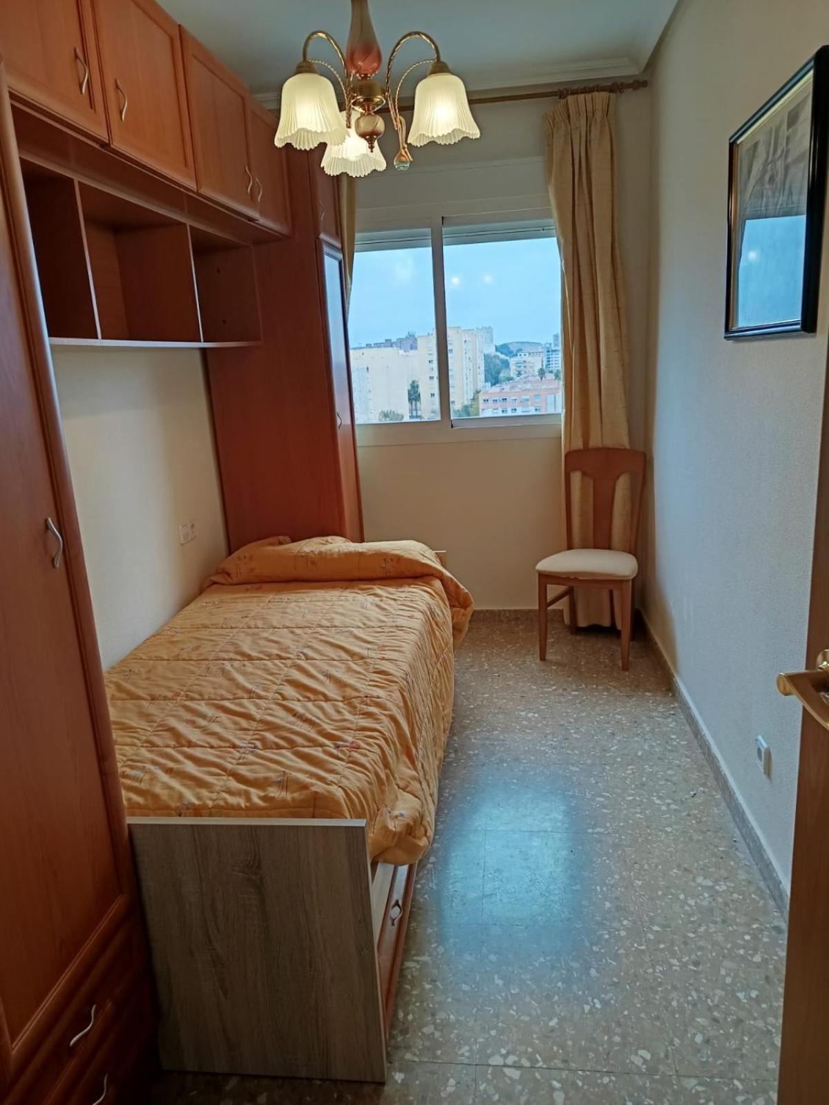 Apartamento Аликанте Екстериор снимка